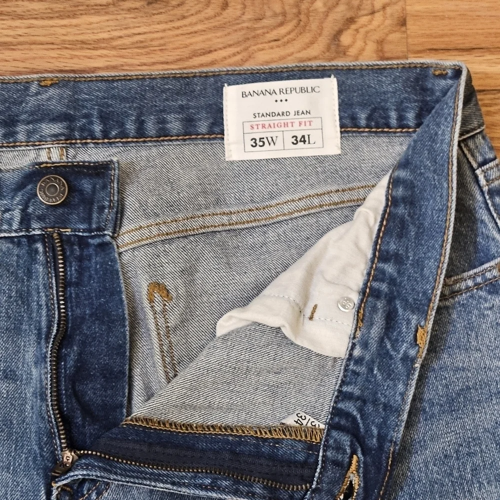 Banana Republic Straight Fit Size 35×34 EUC